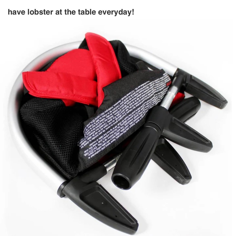 Lobster claw portable high chair - barely used
